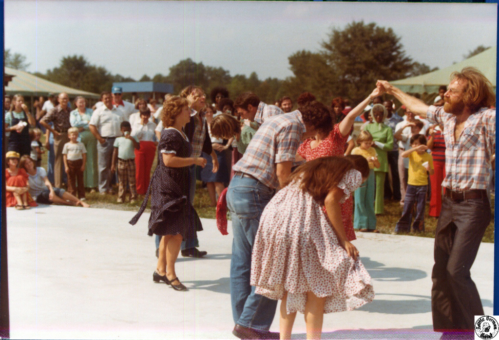 1976 09 19 12 Allied Chem picnic Moncure.jpg